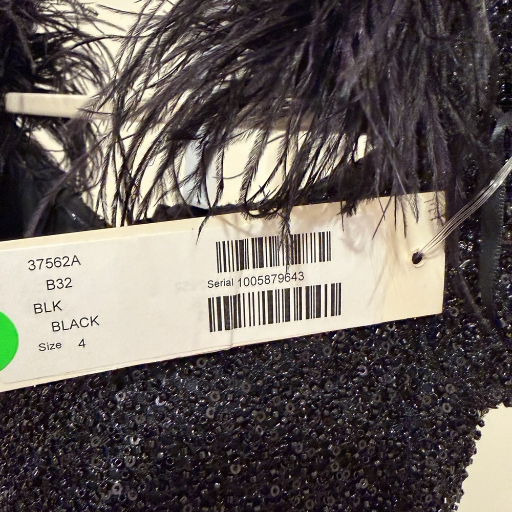 JOVANI 37562 Black Sequin Sheath Dress Gown Formal NEW Size 4 - Picture 7 of 9